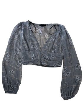 Forever 21 Gray Plaid Floral Button Crop Top